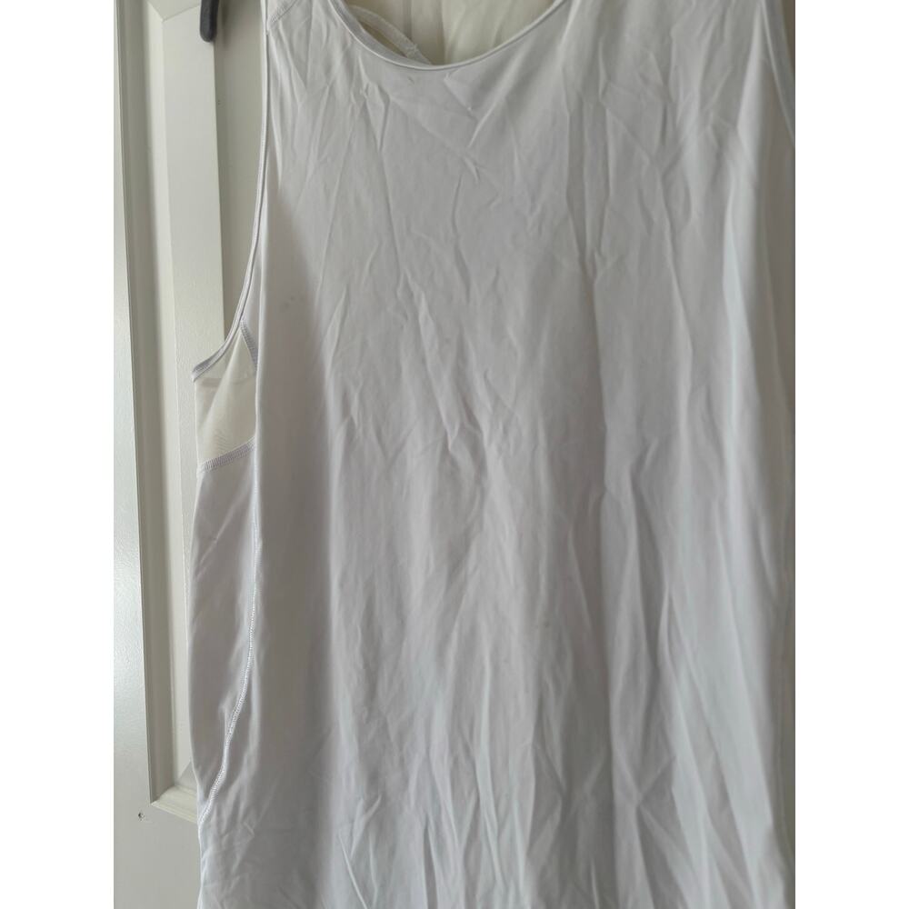 Lululemon White Racerback Athletic Tank Top Women’s Size XL Built In Mesh 80 - Picture 3 of 8
